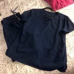 Medcouture Scrub Set